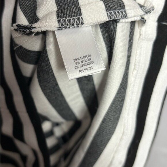 Banana Republic Sheath Dress Size 2 Black White V Neck Zipper Back and Sleeves - Picture 9 of 12